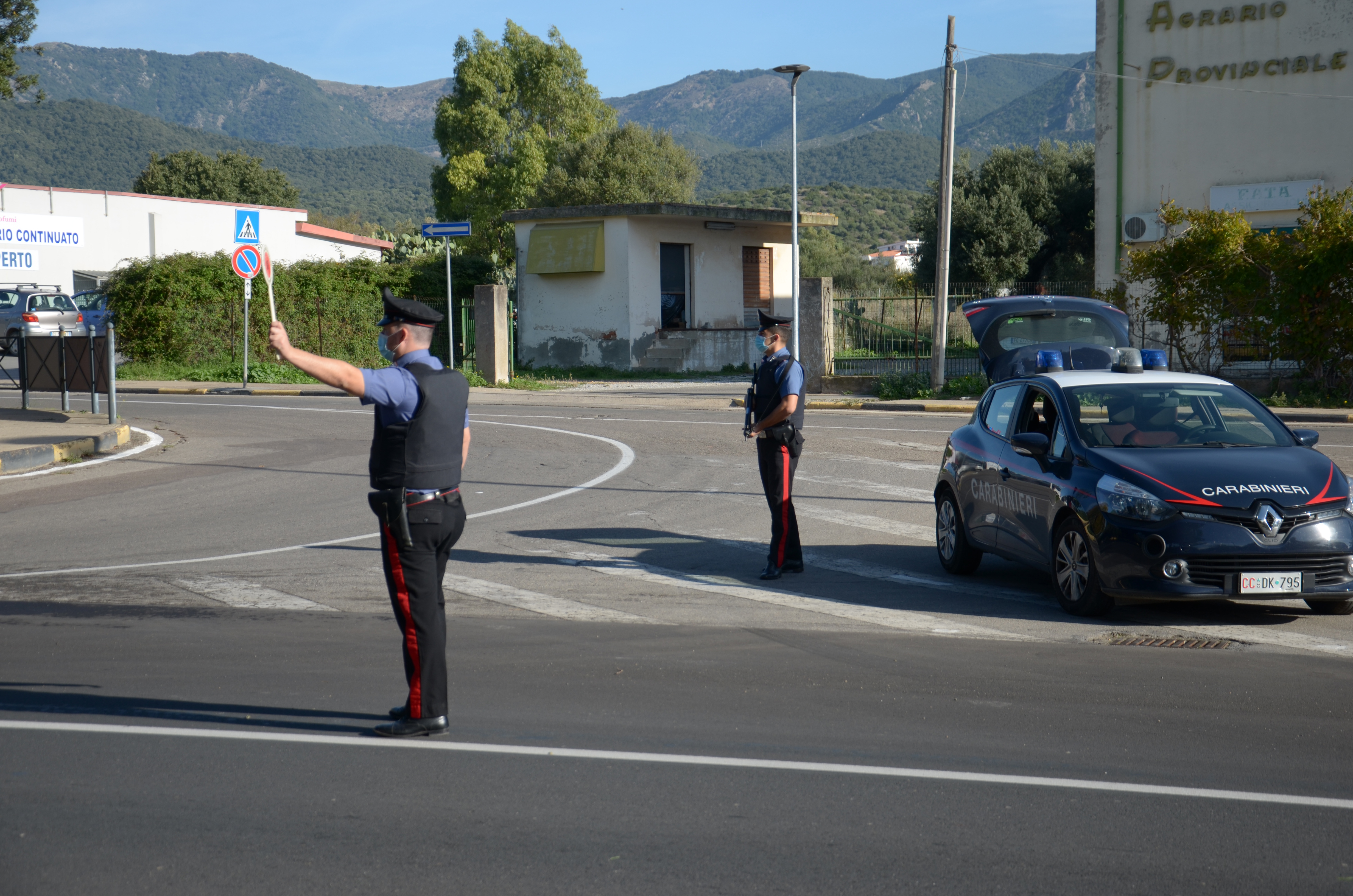 Attentato a Sant’Antioco, in carcere il mandante: è un pescatore 30enne