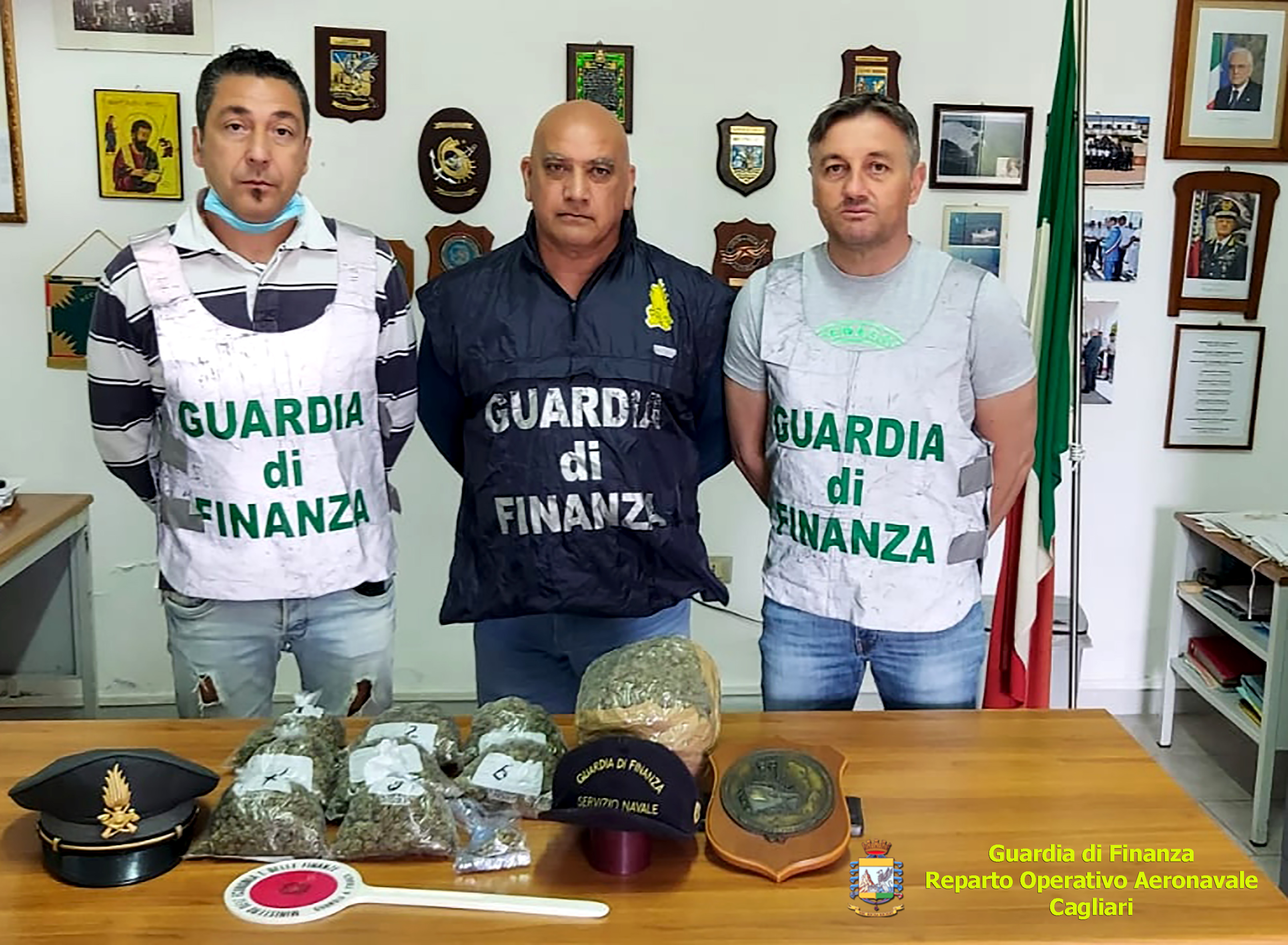 La Maddalena, sequestrati quasi 2 kg di marijuana: denunciato un 29enne