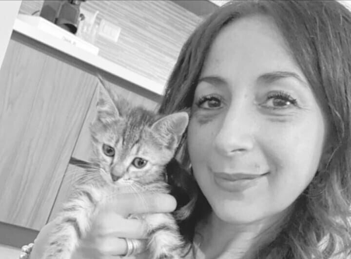 Marzia Piga a Radio Zampetta Sarda racconta il “sequestro” della sua Wendy e di 14 gatti e sei cani