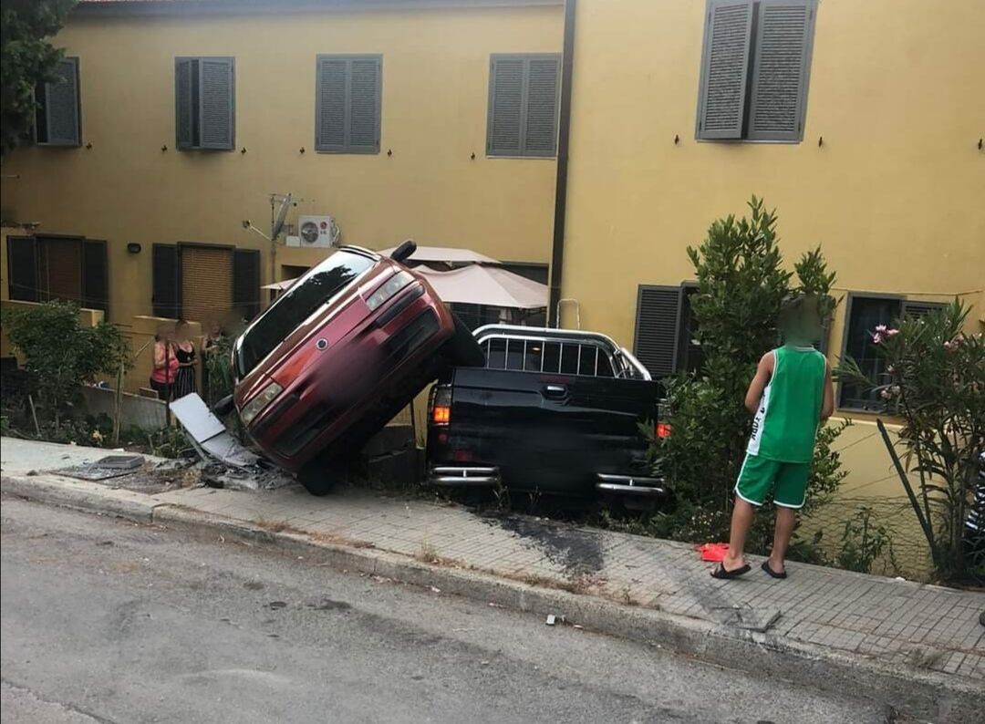 Furgone rubato a Samatzai, l’inseguimento, i feriti e lo schianto a Sant’Elia: pregiudicato in manette