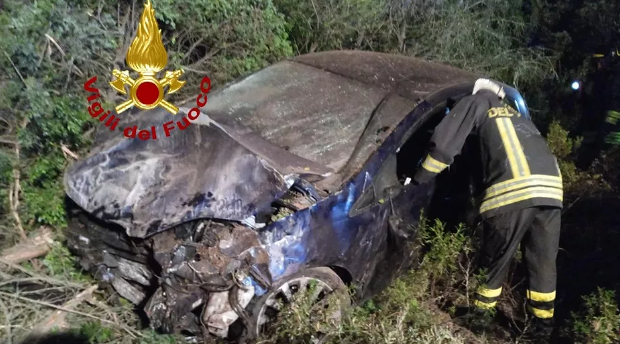 Un altro dramma in Sardegna: fuori strada con l’auto, perde la vita un 36enne