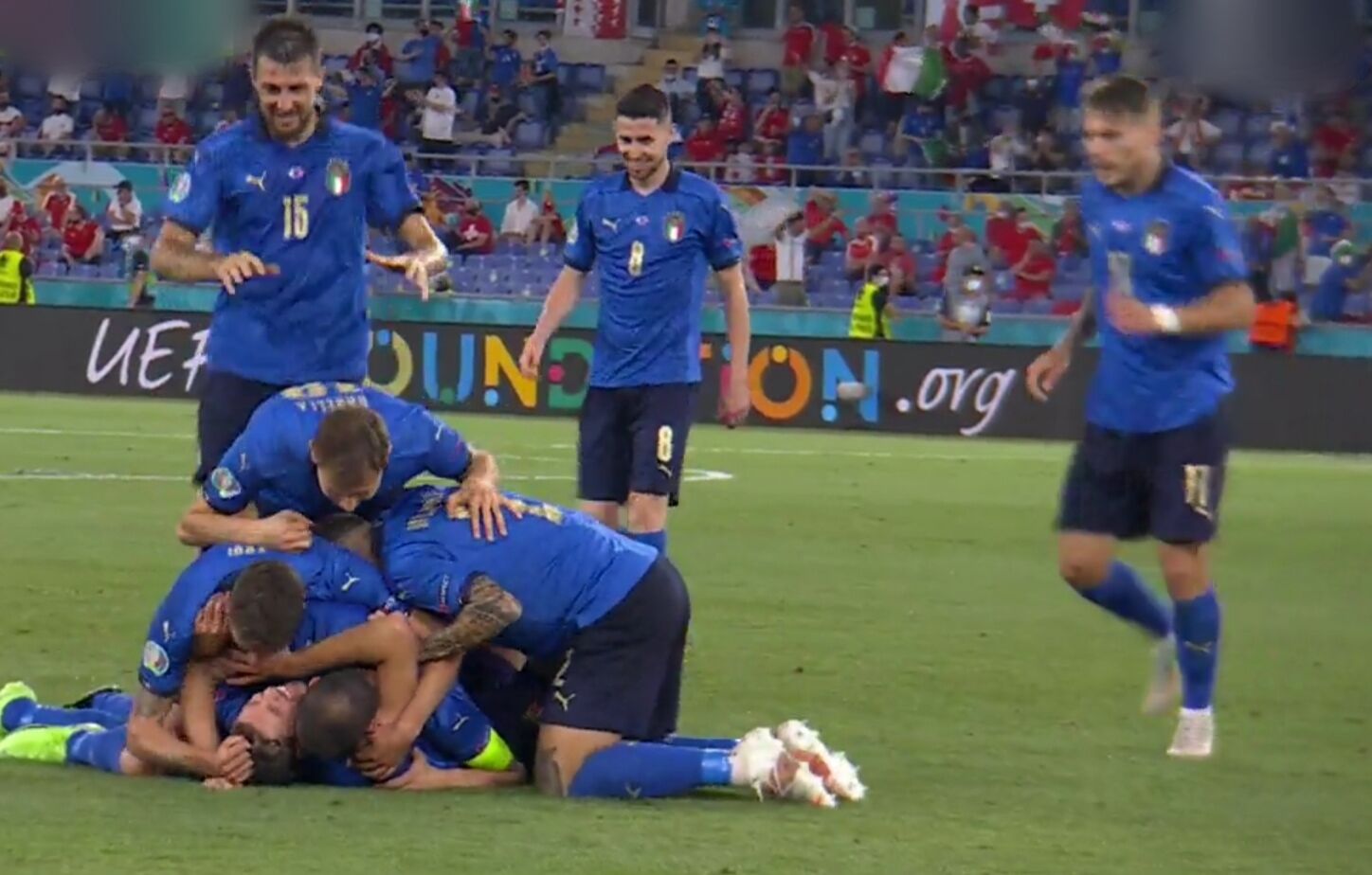 Italia stellare agli Europei, doppietta di Locatelli e super Immobile: 3-0 alla Svizzera