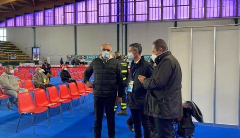 Quartu, troppo caldo all’hub vaccinale di via Beethoven: ecco i condizionatori