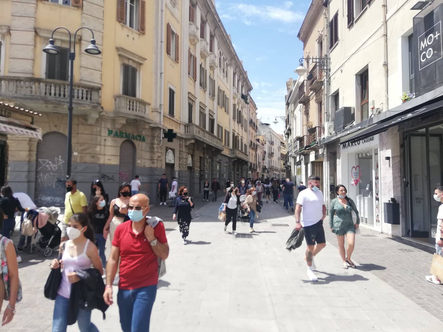 Sardegna sempre più bianca, i contagi continuano a crollare: Rt a 0,55