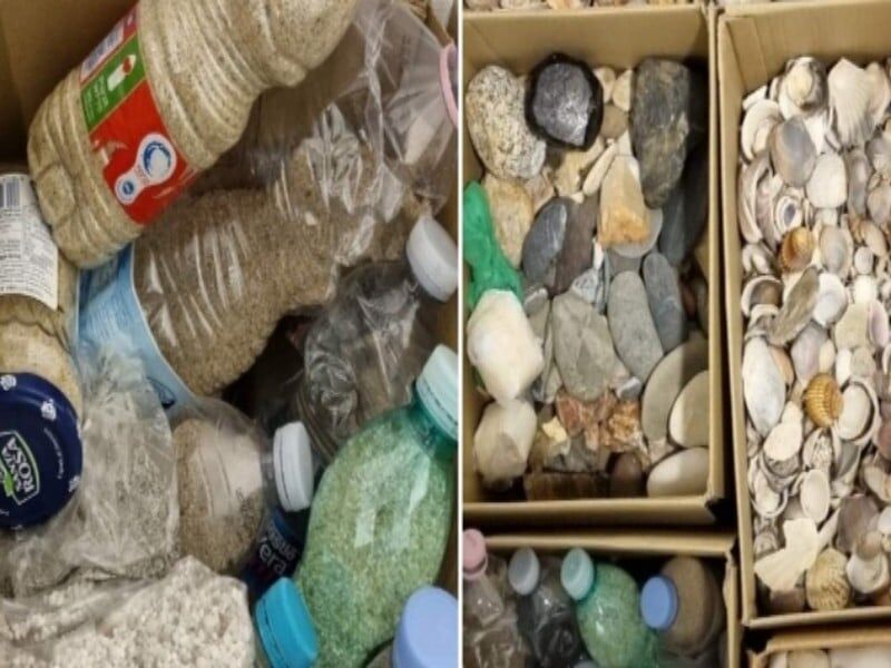 Nella Sardegna bianca tornano i turisti ladri: “Trenta fermati a Elmas con le valigie piene di sabbia e sassi”