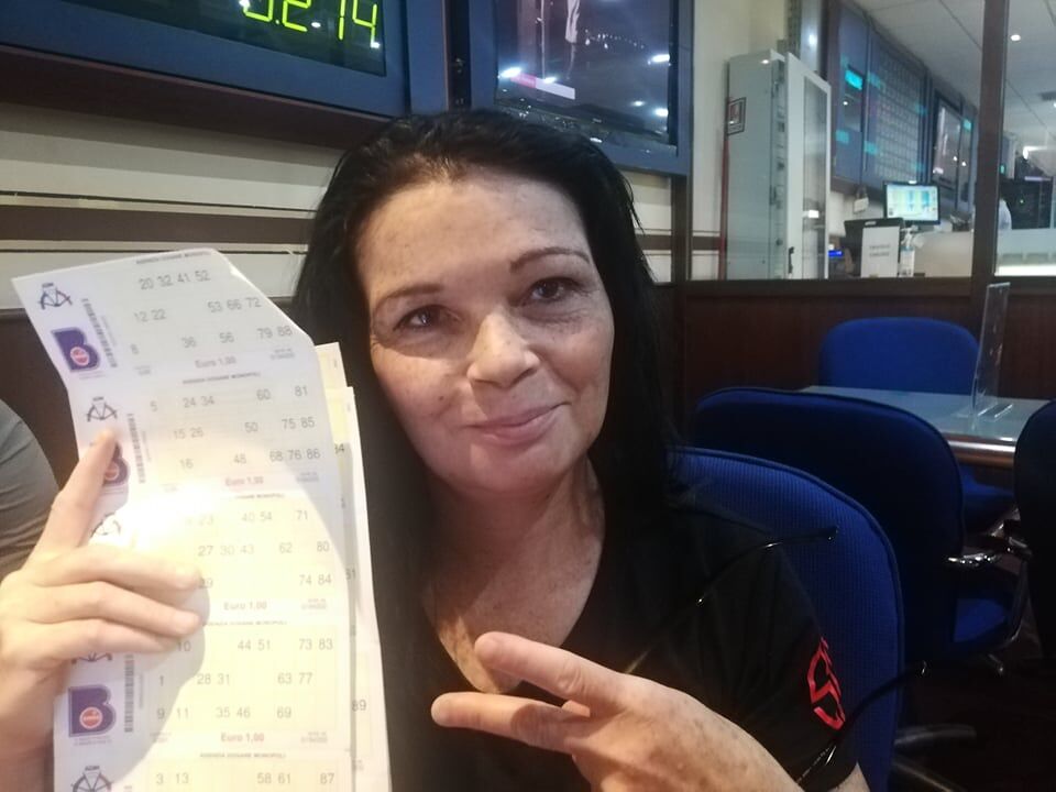 La solidarietà della pizzaiola di Pirri: “Colpita dalla crisi, capisco i lavoratori del Bingo: verrò ogni giorno”