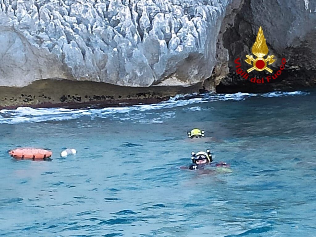 Dramma a Cala Luna, sub disperso in una grotta marina profonda 40 metri