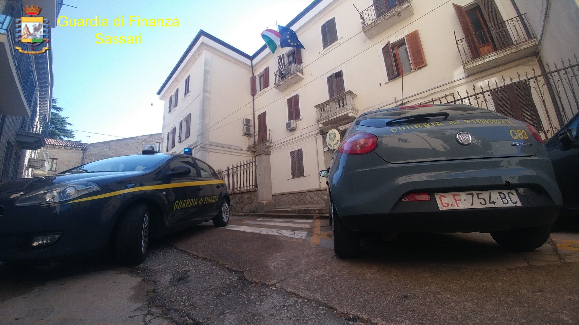 “Vogliamo valorizzare le sugherete sarde”, ma è tutta una truffa: 14 denunciati