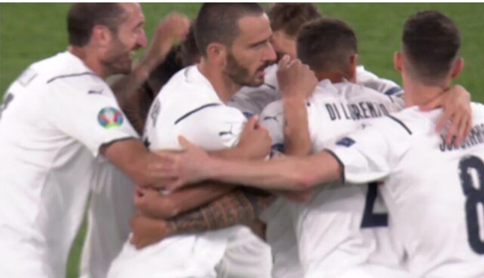 Monserrato, Italia-Spagna sotto le stelle: maxischermo per la semifinale degli europei di calcio nel sagrato del Redentore