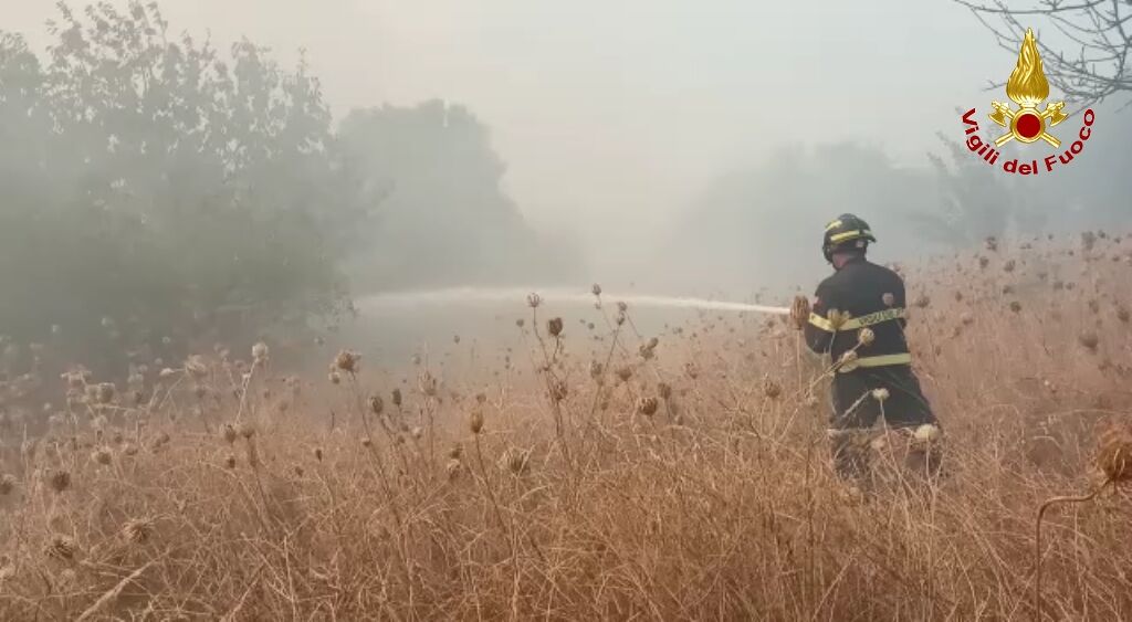 Giornata di fuoco in Sardegna, incendi violenti a Cuglieri e a Santu Lussurgiu