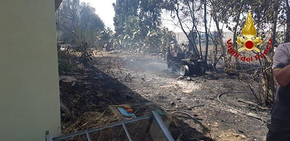 Maxi incendio a Decimoputzu, dichiarata la “calamità nauturale”