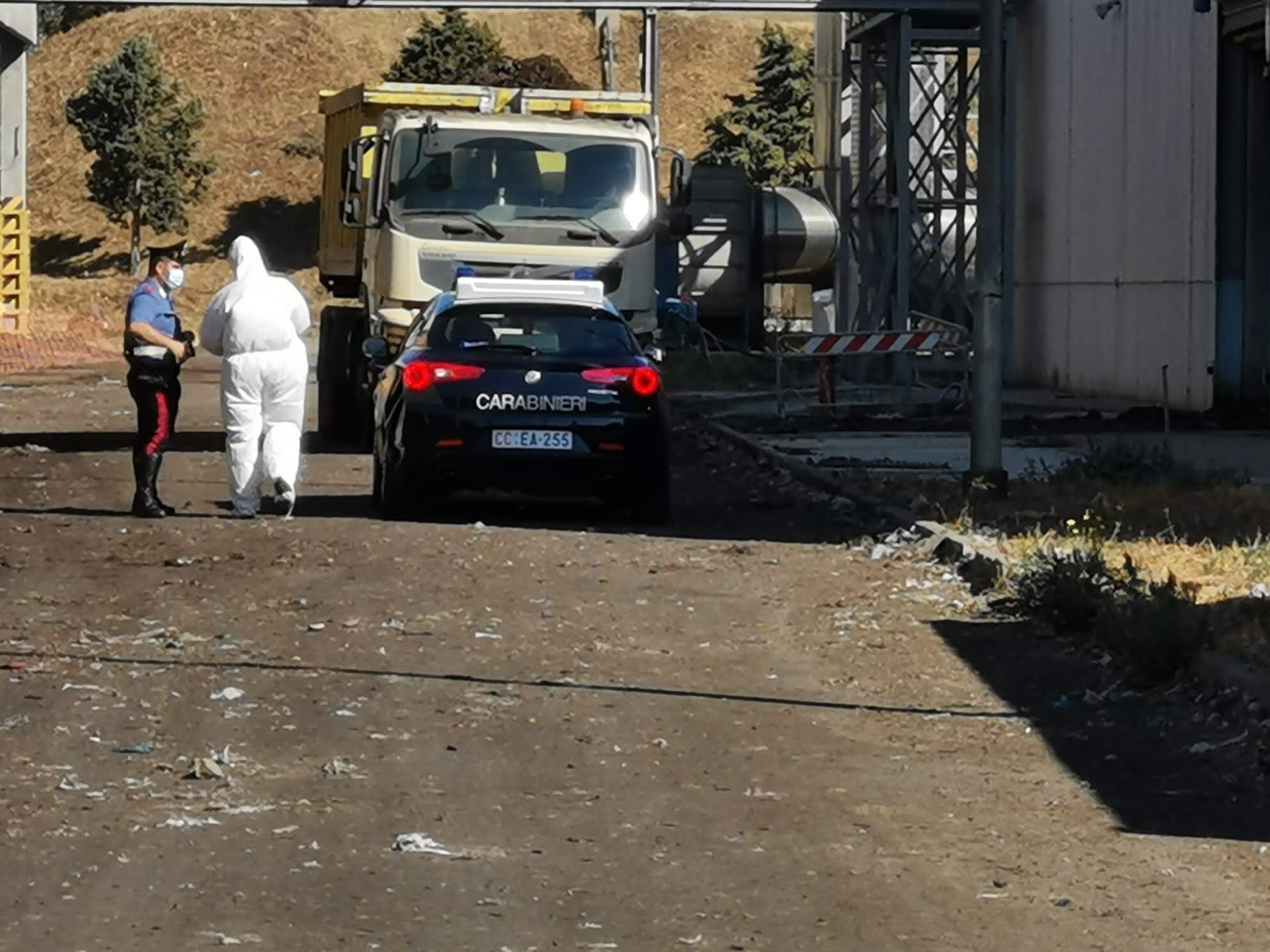 Operaio trovato morto nel tritarifiuti a Villacidro, la tragica ipotesi: incidente sul lavoro