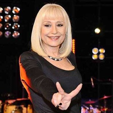 La musica di Raffaella Carrà scalda gli azzurri per Italia-Spagna. E tutta la Sardegna tifa per il “suo” Barella