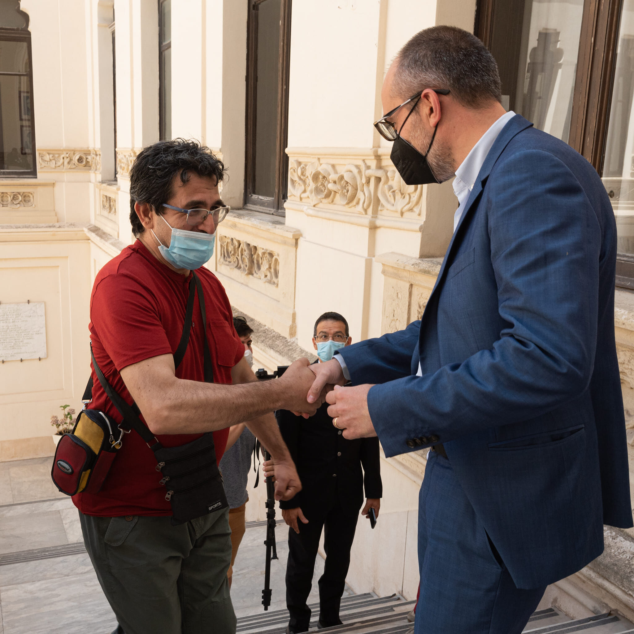 Alessandro, il rider aggredito a Cagliari ricevuto da Truzzu: “Nessun desiderio di vendetta per quei teppisti”