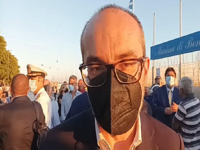 “A Cagliari tanti giovani positivi, numeri in aumento: i controlli agli arrivi sono giusti”