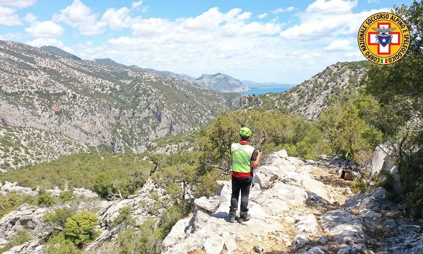 Baunei, escursionista disperso nel sentiero di Cala Mariolu: ricerche in corso