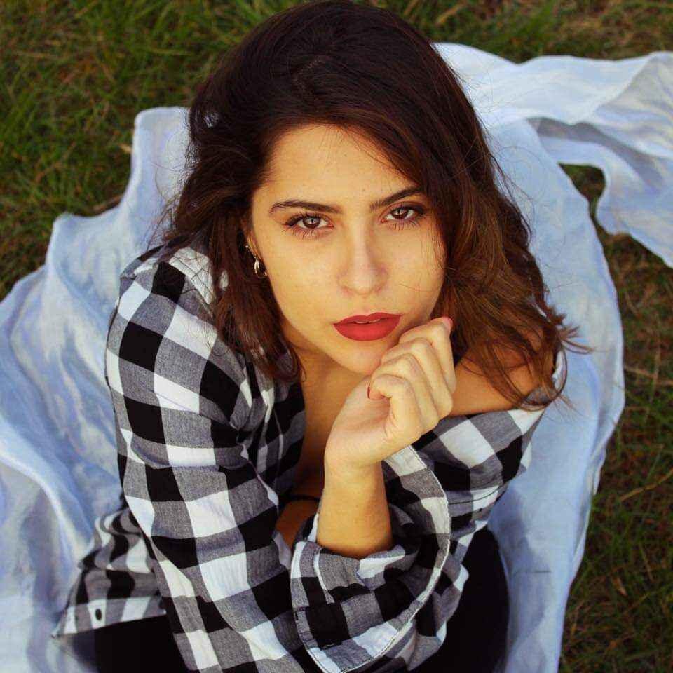 Villamar sotto choc per Giulia Serra, morta a 25 anni nello schianto sulla Statale 126