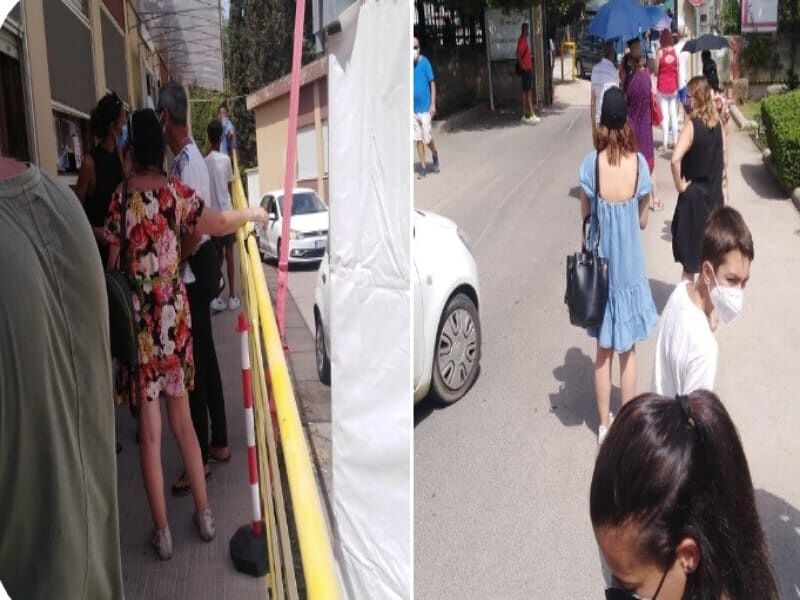 Cagliari, caos e assembramenti per i tamponi? Colpa “di chi non si è prenotato”