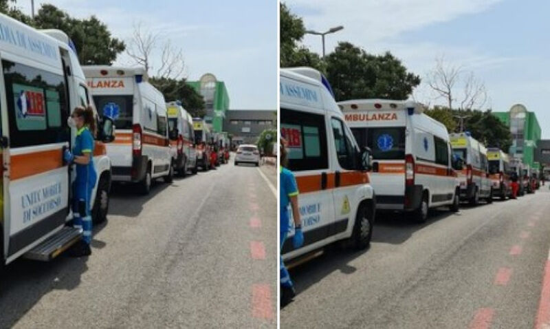 Caos ospedali, Santissima Trinità solo Covid: fila di ambulanze sotto il sole a Monserrato