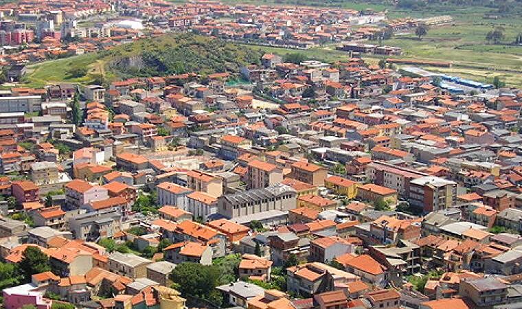 Droga, armi e soldi: due disoccupati di Guspini pizzicati dai carabinieri