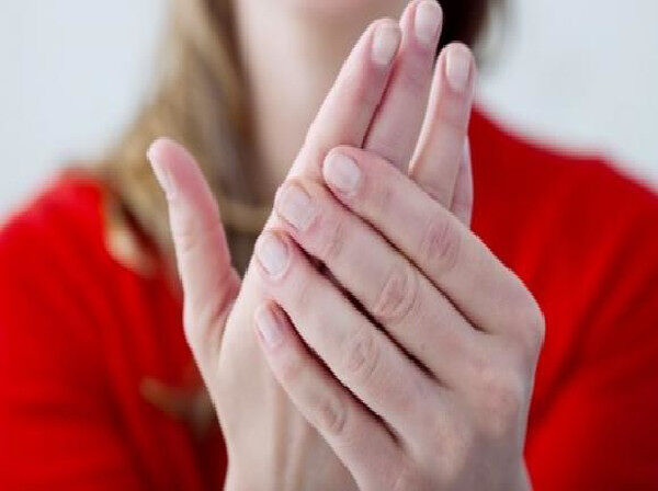 Cagliari, “senza vaccino perchè allergica: al ristorante e al lavoro continuano a chiedermi il green pass”