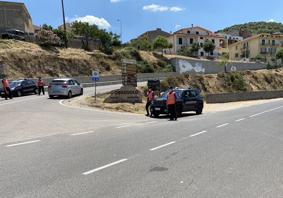Orgosolo, nuovo blitz dei carabinieri a caccia del latitante Graziano Mesina