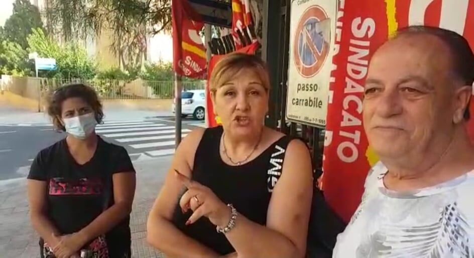 La guerra dei lavoratori della scuola di musica di Cagliari: “Pagati 3 euro l’ora? Non siamo cani, scioperiamo”