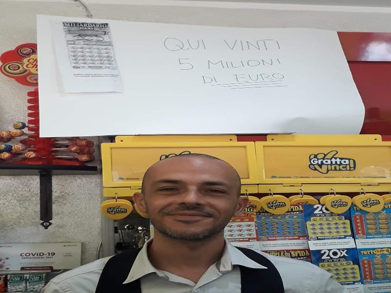 Gratta e vince 5 milioni di euro, maxi colpo in una ricevitoria di Ortacesus: “L’uomo stava tremando dalla gioia”