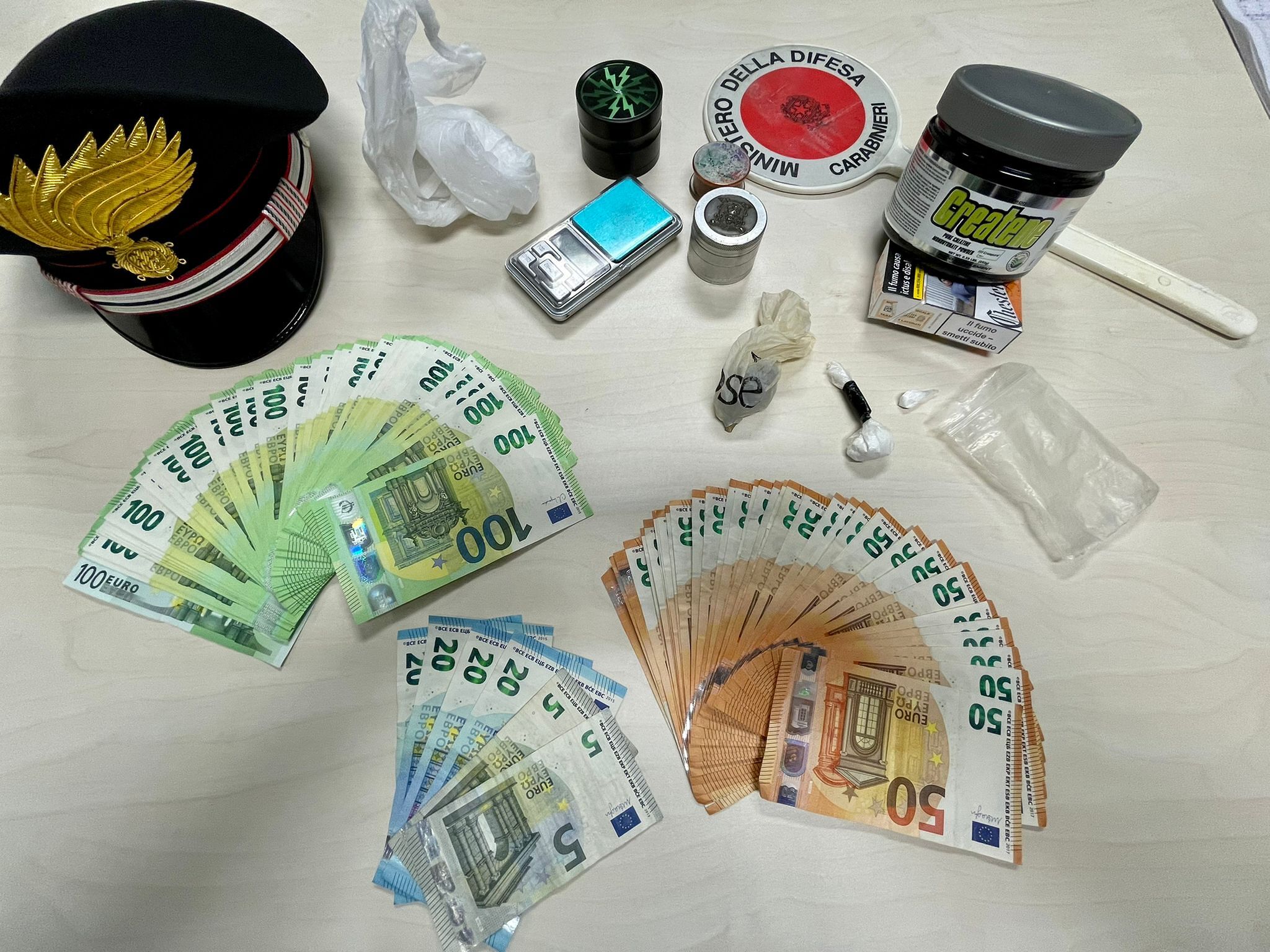 Fatale la passeggiata nel cuore della notte, pusher arrestato a Domusnovas