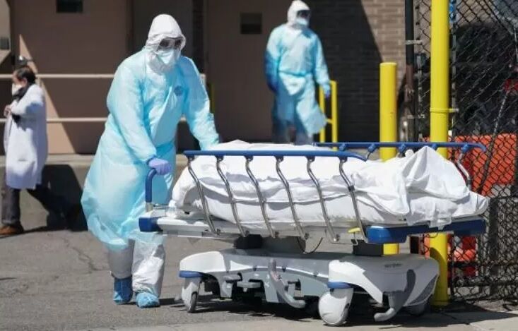 Virus, i dati choc: per colpa del Covid in Sardegna si vive 9 mesi in meno