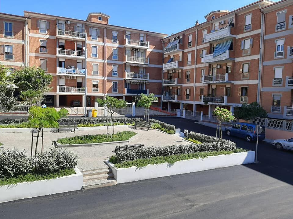 Monserrato, finalmente rinasce piazza Galba: “Rifatto anche il manto stradale, basta egoismi e interessi personali”
