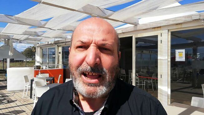 Quartu, l’ira del titolare dell’Altamarea: “Locale chiuso per balli e assembramenti, non posso vietare ai clienti di alzarsi”