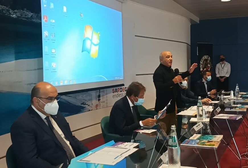 Dalle star del padel a quelle della pallavolo, la Sardegna isola dello sport: “Hotel pieni e tantissime presenze”