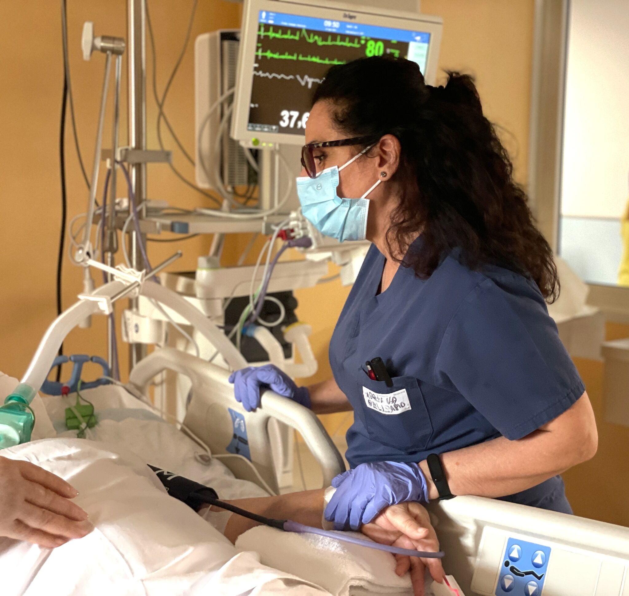 Sardegna, il Covid ora va giù: appena 42 contagi oggi, meno pazienti gravi e meno ricoveri, si va verso la fine del tunnel