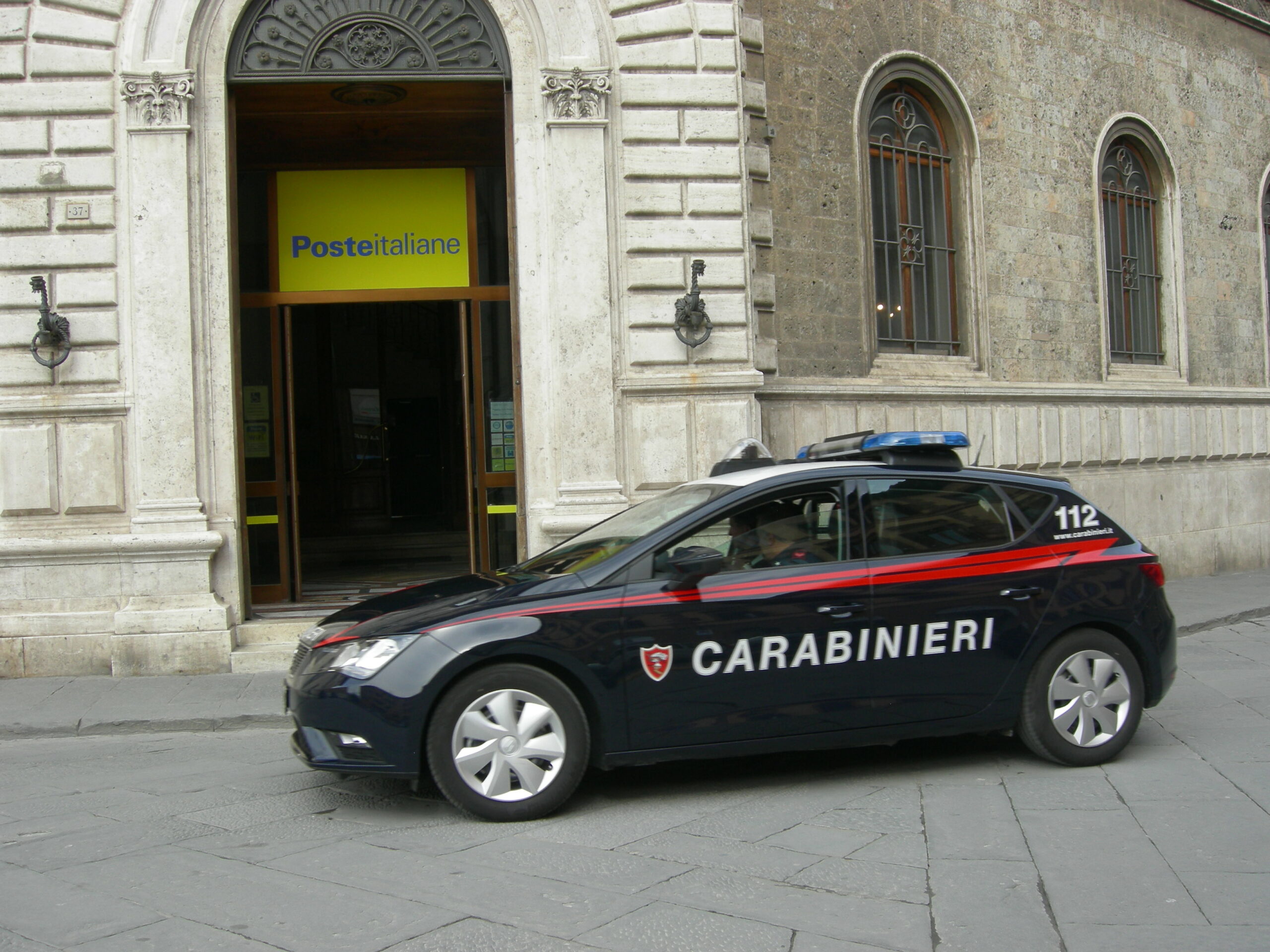 Casalinga truffata sul web a Villacidro, denunciate due persone