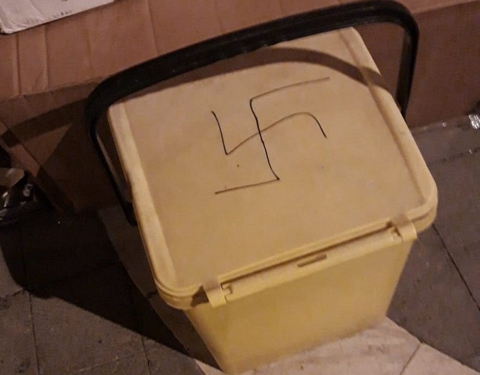 Serramanna, svastica nel mastello: minaccia al candidato sindaco Pahler