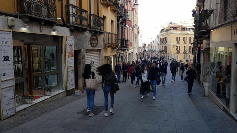 Cagliari, due giorni di “shopping senza Iva” in tutti i negozi del centro