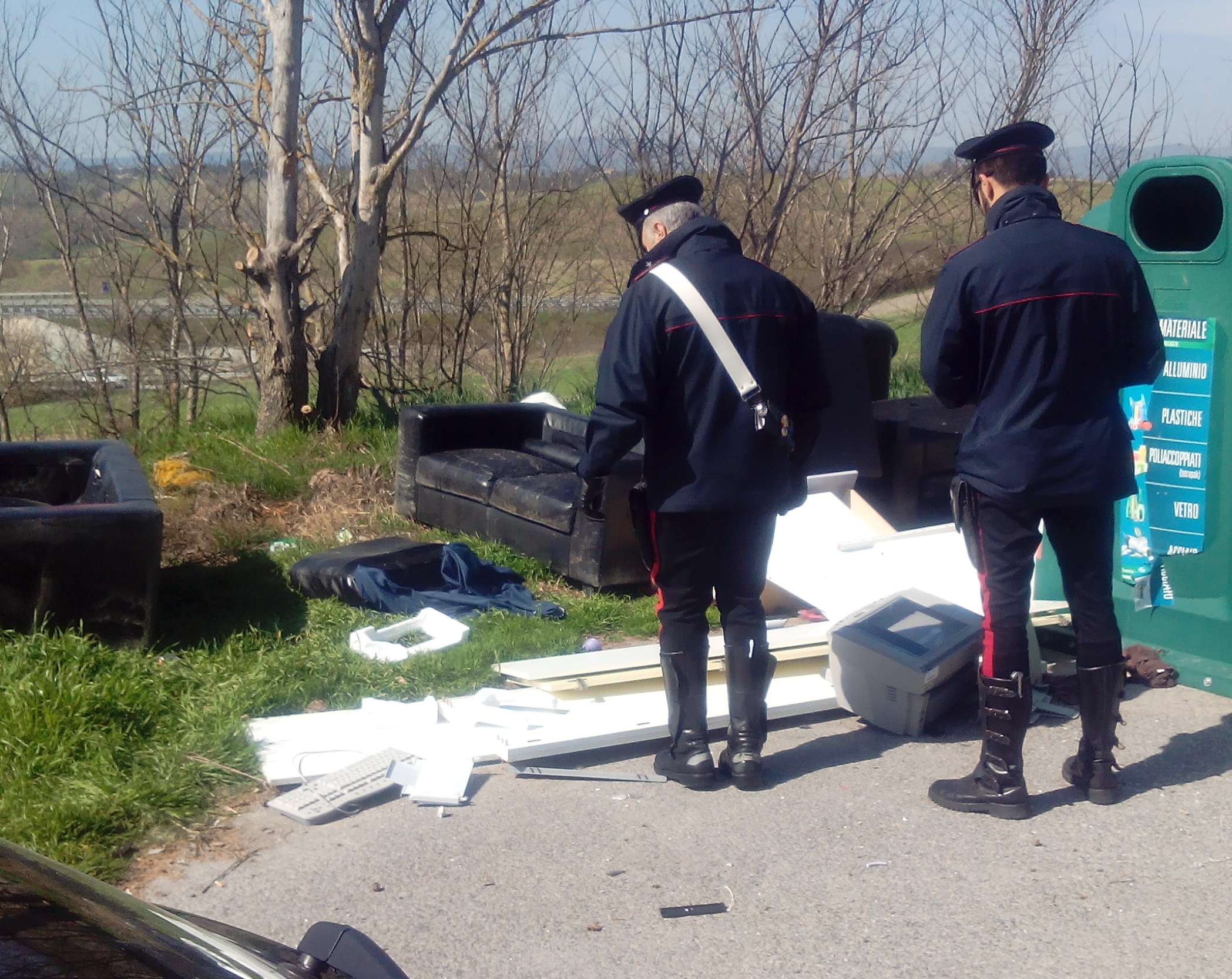 Discarica abusiva a Tratalias, denunciato 61enne marocchino