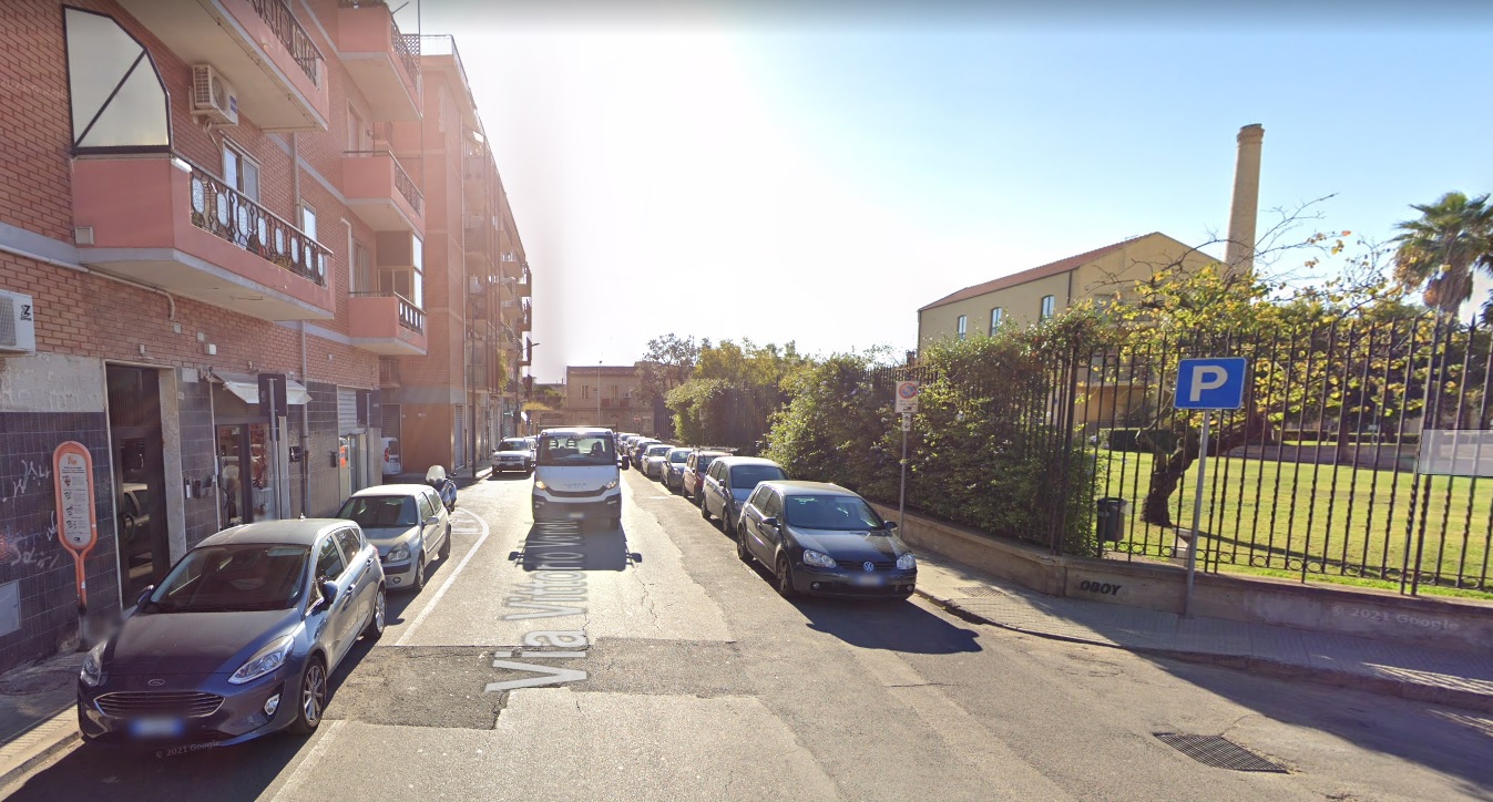 Ladri scatenati a Selargius, svaligiato il furgone di un operaio: “Addio a trapani, avvitatori e saldatrici”