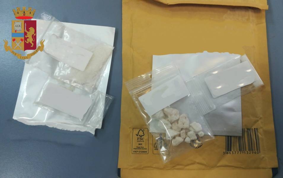 Cagliari, acquista online la “droga dello sballo”: dipendente regionale arrestato dalla polizia