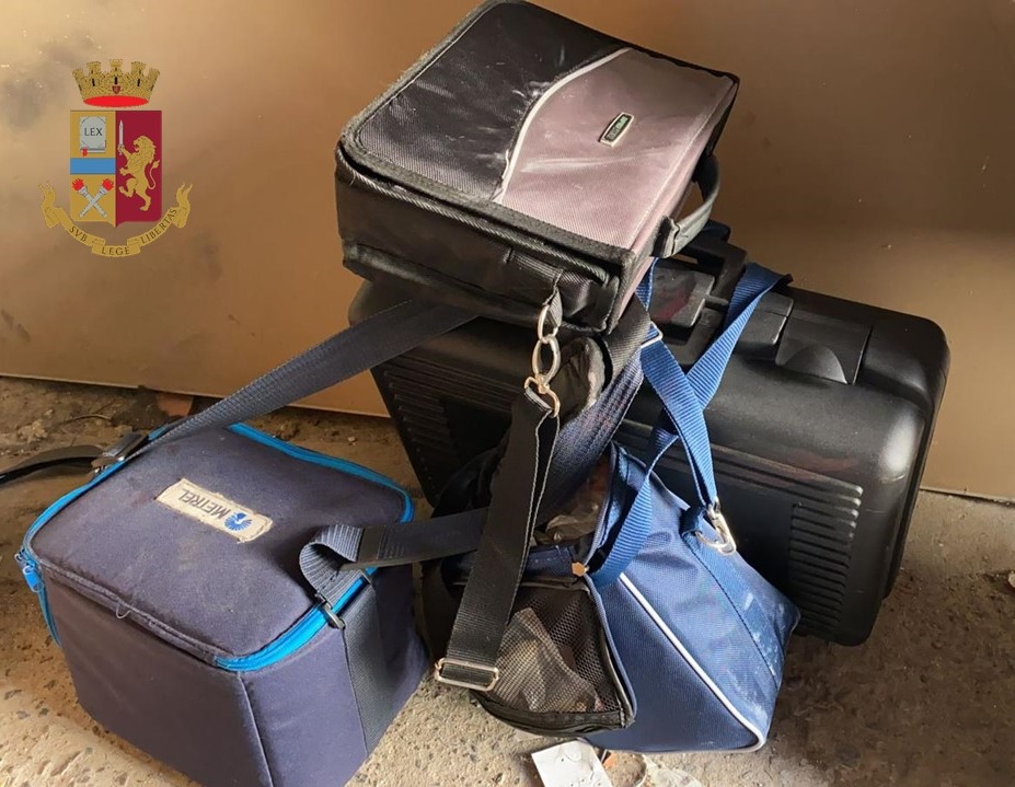 Quartu, ruba da un negozio 5mila euro di strumenti da lavoro: incastrato dalle telecamere