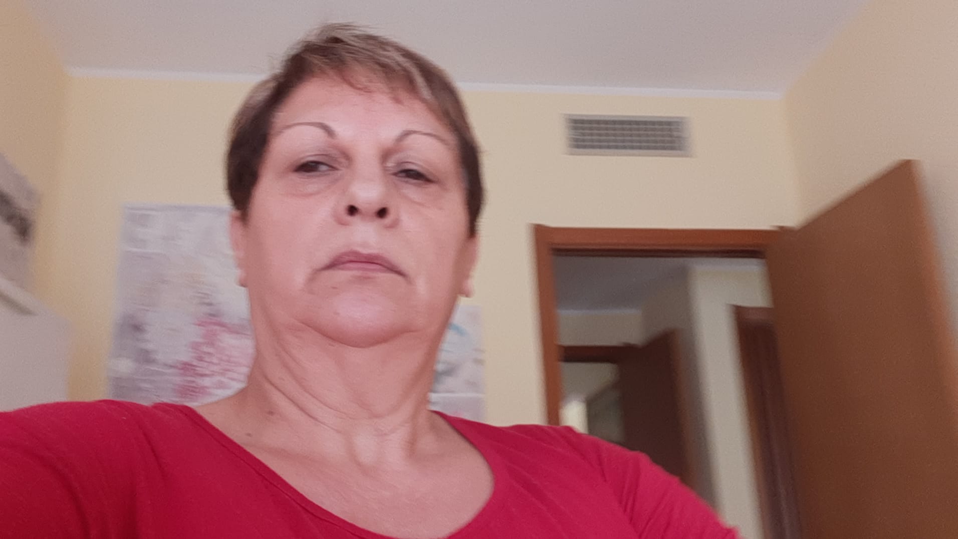 Cagliari, l’sos di una disoccupata: “Casa popolare invasa dall’acqua, la mia vicina cardiopatica non può nemmeno lavarsi”