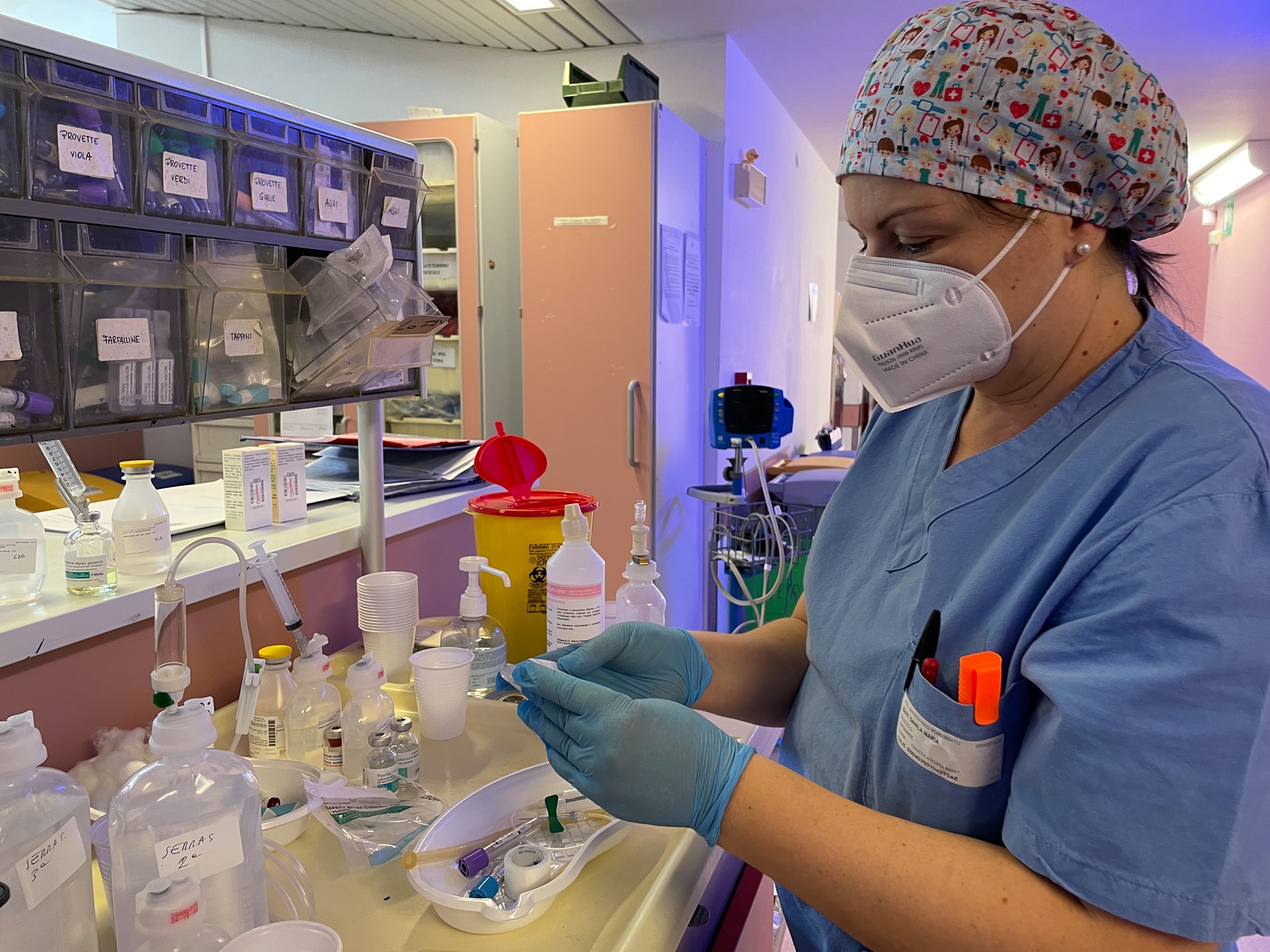 Covid in Sardegna, solo 19 contagi e 5 pazienti gravi in meno in terapia intensiva: la fine della pandemia è vicina