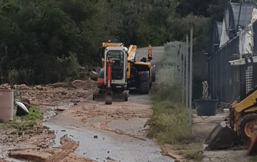 Paura in Gallura: piogge, allagamenti, frane e salvataggi nella notte. Allerta fino a domani