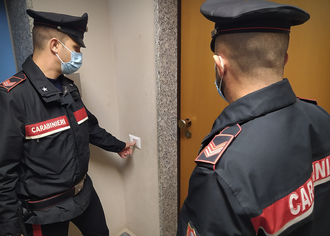 Evade dai domiciliari a Elmas, 21enne denunciato a Maracalagonis