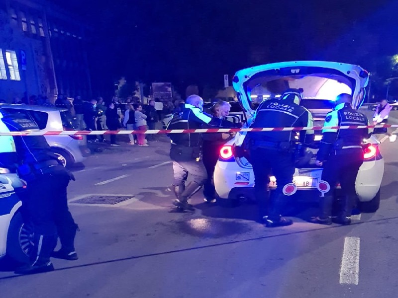 Cagliari, madre e figlia travolte sulle strisce pedonali in via Quirra: donna anziana in pericolo di vita