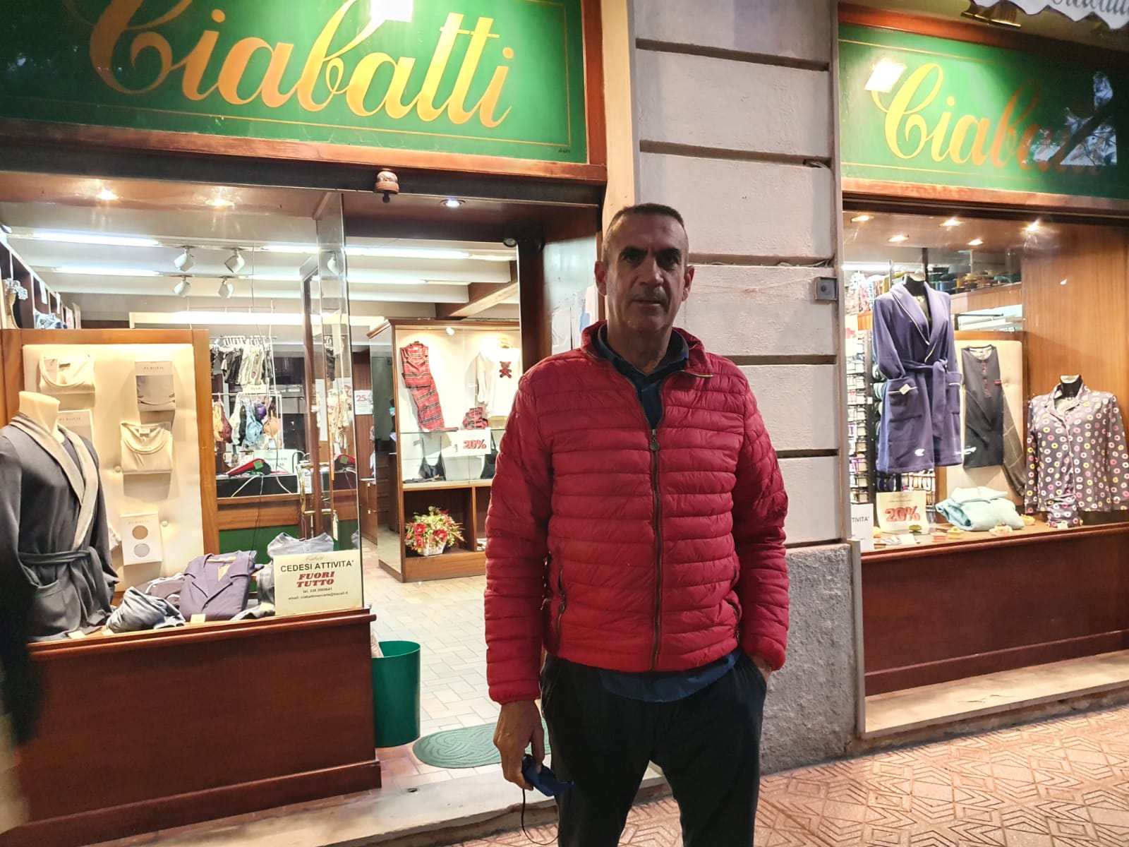 Cagliari, la storica merceria Ciabatti chiude il 31 dicembre: “Abbiamo superato due guerre mondiali ma non il Covid”