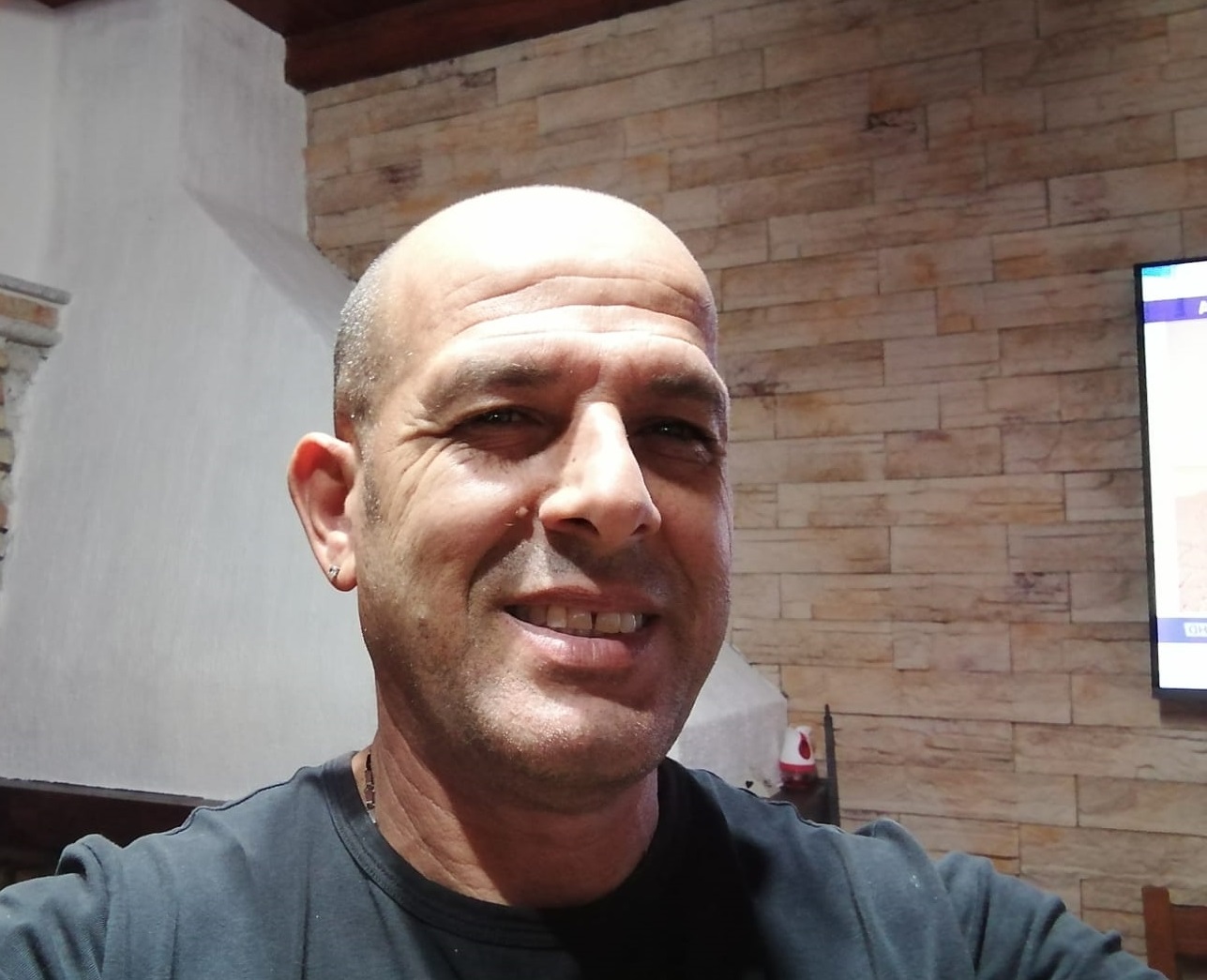 Decimomannu, fine dell’odissea per due famiglie: “Abbanoa ha riparato la fogna dopo 10 giorni, potremo riutilizzare i bagni”