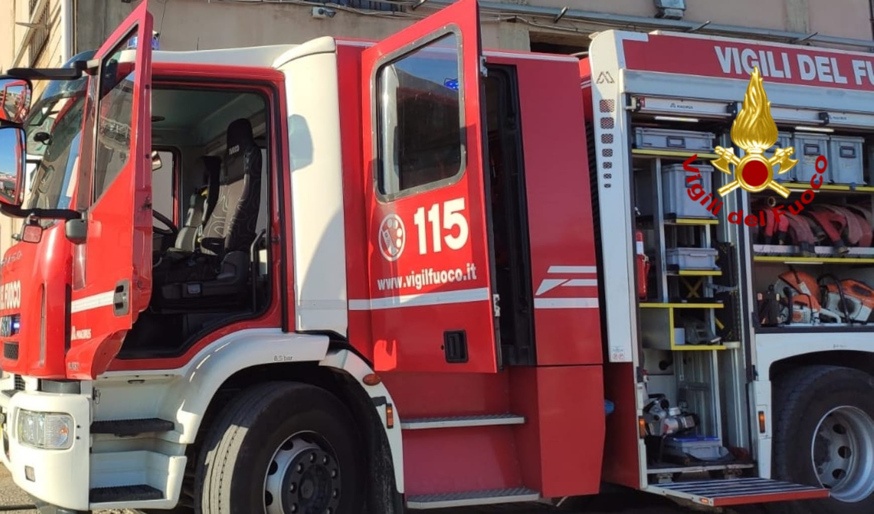 Paura a Samassi, un’abitazione va in fiamme in via Dessì: salvata una famiglia