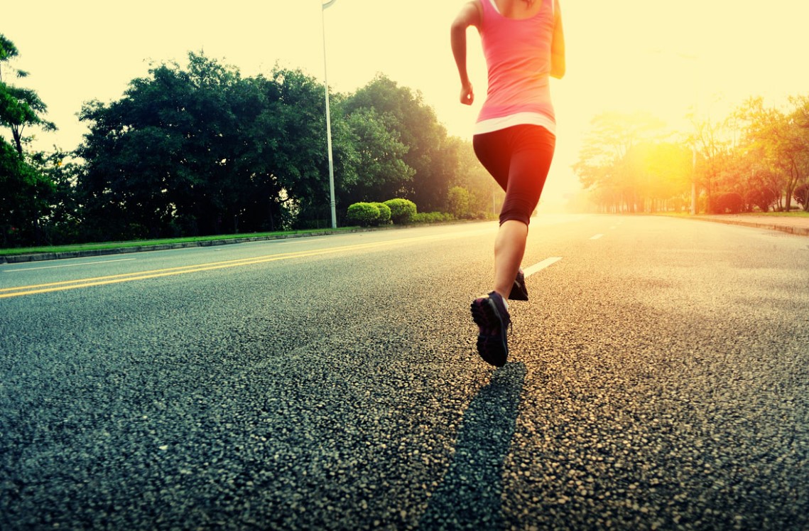 Mistero a Carloforte, impiegata trovata morta: investita da un’auto pirata?